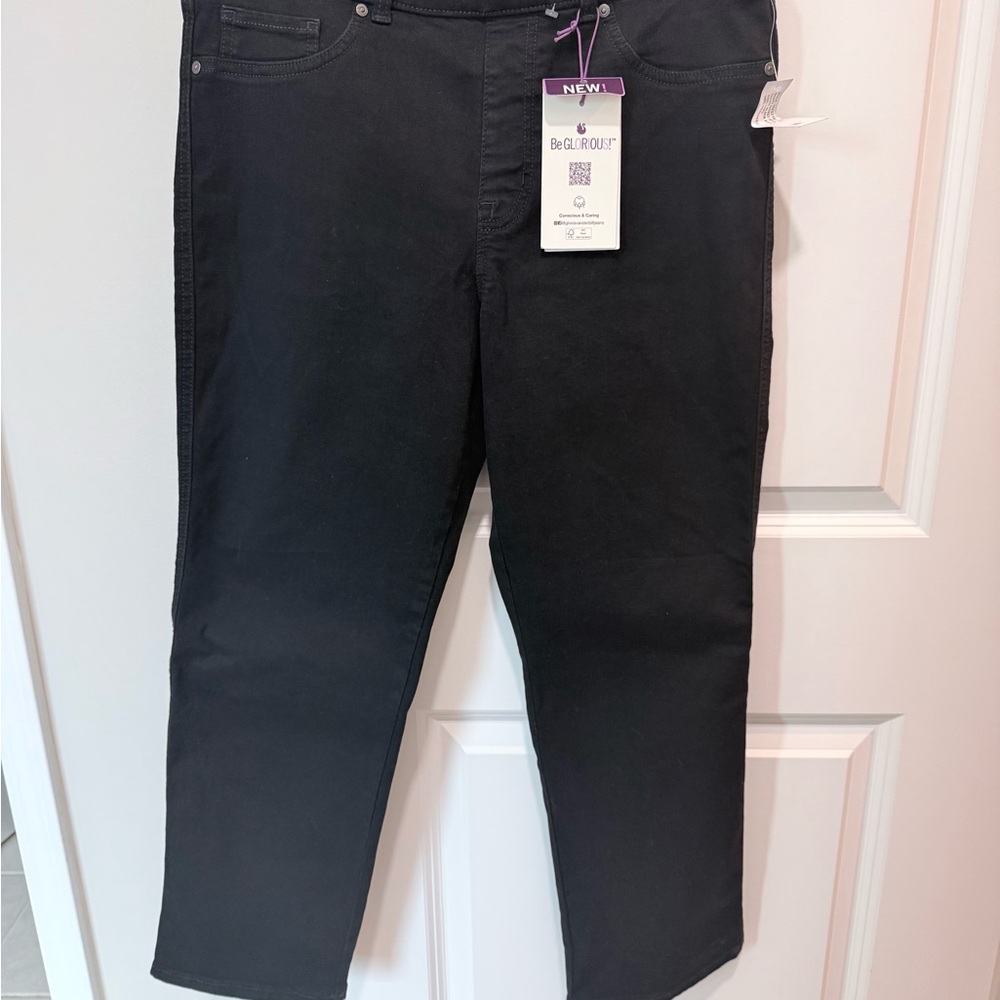 Gloria Vanderbilt Women's Classic Black Straight Leg Jeans